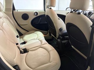 MINI Countryman 2011