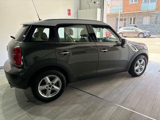 MINI Countryman 2011