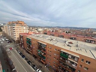 Piso en venta en Centre en Salt