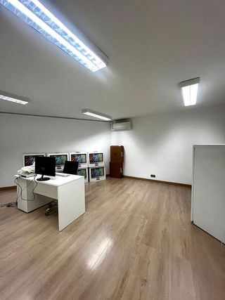 Oficina en alquiler en Joc de la Bola - Camps d'Esports - Ciutat Jardí - Montcada en Lleida