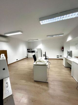 Oficina en alquiler en Joc de la Bola - Camps d'Esports - Ciutat Jardí - Montcada en Lleida