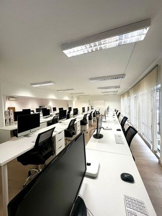 Oficina en alquiler en Joc de la Bola - Camps d'Esports - Ciutat Jardí - Montcada en Lleida