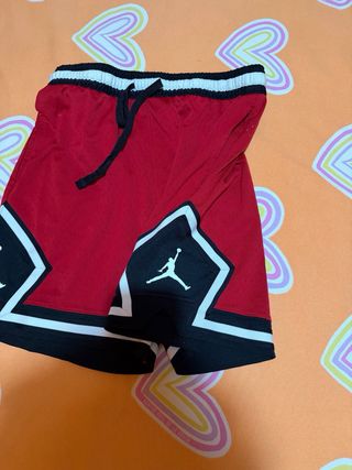 Pantalones cortos Jordan rojos