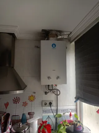 Calentador de gas ARCA blanco