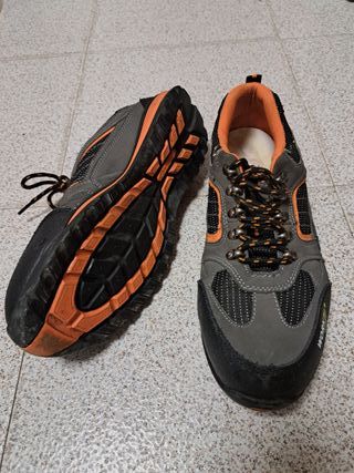 Zapatos de seguridad talla 43 nuevos