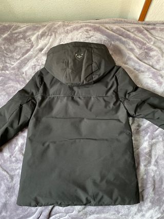 Cazadora moderna negra Muy elegante