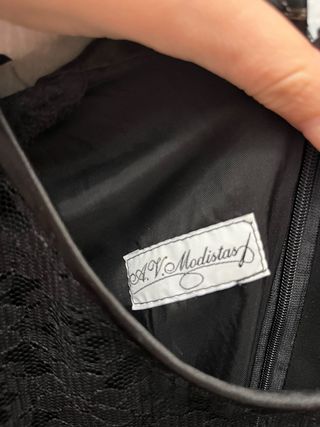 Vestido de mantilla encaje y raso negro Talla S