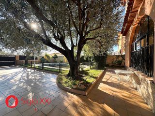 Chalet en venta en Madrigal en Villarreal