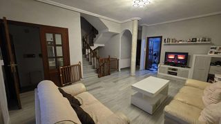 Casa adosada en venta en Marianistas - AVE en Ciudad Real