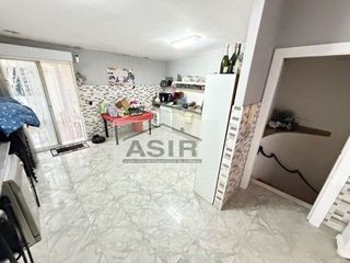 Casa adosada en venta en L'Alquenència en Alzira