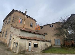 Chalet en venta en Bañeza (La)