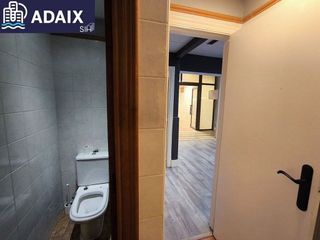 Local comercial en alquiler en Monte Alto - Zalaeta - Atocha en Coruña (A)