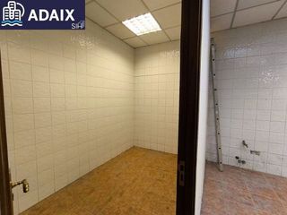 Local comercial en alquiler en Monte Alto - Zalaeta - Atocha en Coruña (A)