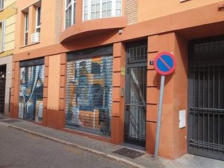 Local comercial en alquiler en Perchel Norte - La Trinidad en Málaga