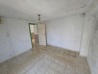 Chalet en venta en Cabra