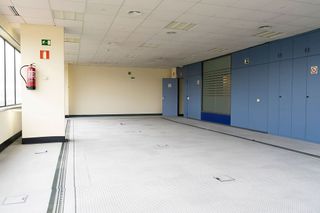 Oficina en alquiler en Parque Alcosa - Jardines del Edén en Sevilla