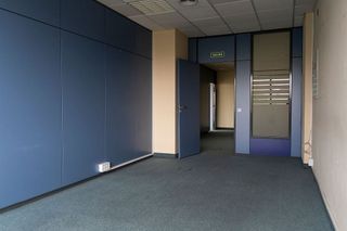 Oficina en alquiler en Parque Alcosa - Jardines del Edén en Sevilla