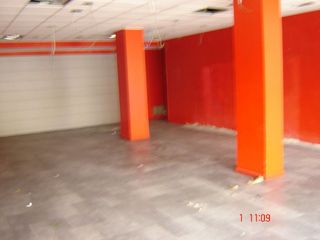 Local comercial en alquiler en La Granja en Zaragoza