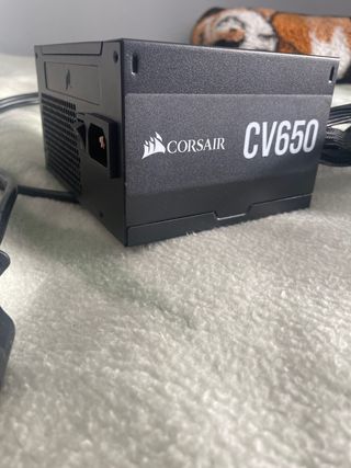 Fuente Alimentación Corsair CV650