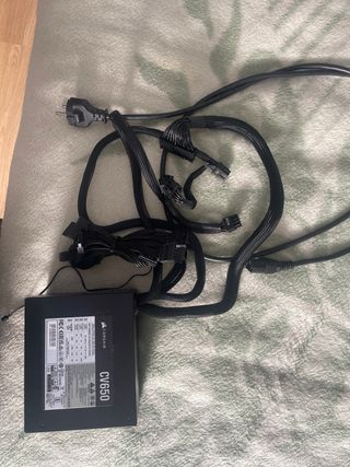 Fuente Alimentación Corsair CV650
