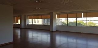 Oficina en alquiler en Parque Alcosa - Jardines del Edén en Sevilla