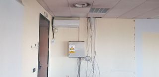 Oficina en alquiler en Parque Alcosa - Jardines del Edén en Sevilla