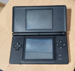 Nintendo DS Lite Negra + Accesorios
