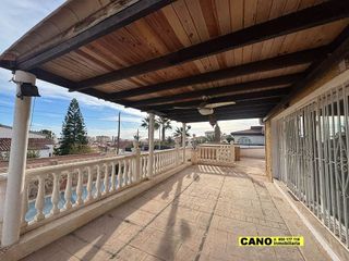 Chalet en venta en Aguadulce Norte en Roquetas de Mar