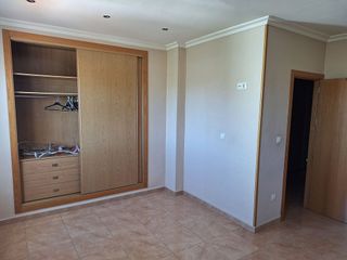 Casa adosada en venta en Tobarra