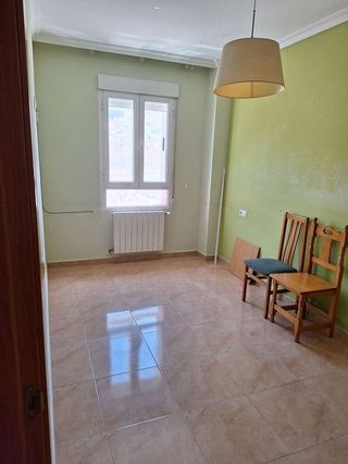 Casa adosada en venta en Tobarra
