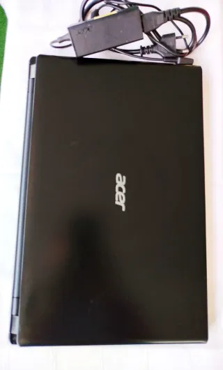 Acer i3, pantalla 15,6 pulgadas