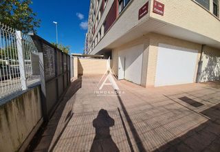 Local comercial en alquiler en Portillejo - Valdegastea en Logroño