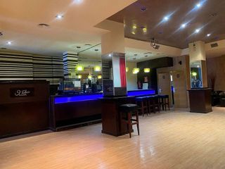 Local comercial en alquiler en San Roque en Sevilla