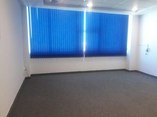 Local comercial en alquiler en Nueva Torrevieja - Aguas Nuevas en Torrevieja