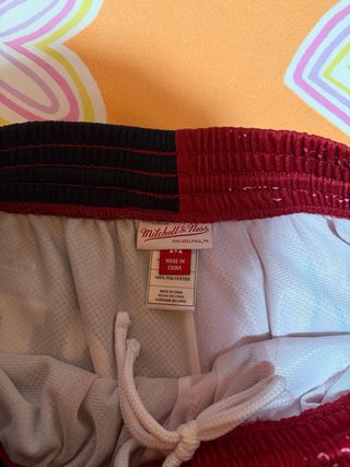 Pantalón corto NBA Chicago Bulls mitchell amd news