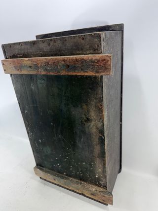 Arcón antiguo de madera