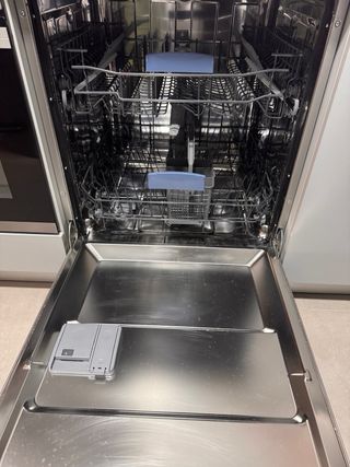 Lavavajillas Corberó CLV6600X. Averiado.