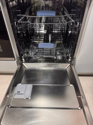 Lavavajillas Corberó CLV6600X. Averiado.