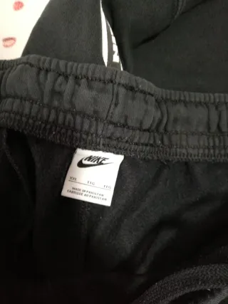 Conjunto deportivo Nike negro