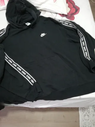 Conjunto deportivo Nike negro