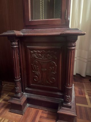 Reloj de pie madera necesita ajuste, para recoger