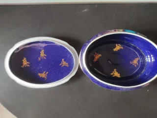 Porcellana Limoges fondo blu decorazioni oro