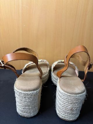 Sandalias esparto cuña marrón multicolor