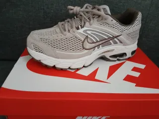 Nike Air Max Moto 2k Beige/Marrón