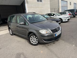 Volkswagen Touran 2009 1.9 TDI Trendline
