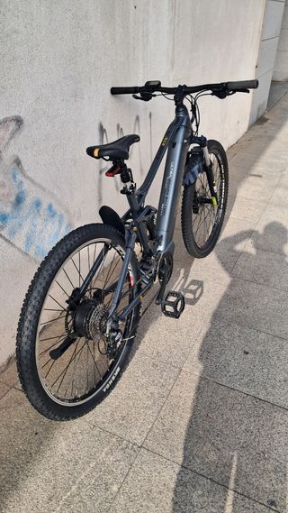 Moma fs doble suspensión impecable