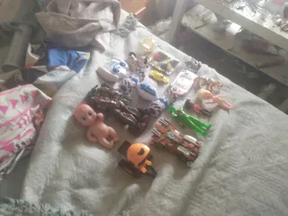 Lote de juguetes variados