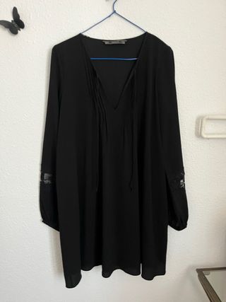 Vestido Zara negro con encaje