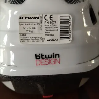 Caschetto bici nero e bianco