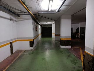 Garaje en venta en Playamar en Torremolinos